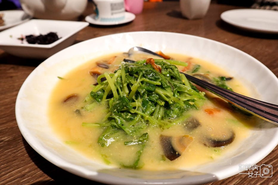 15海味紫菜燜飯金銀上湯時蔬瑤柱雞蓉時蔬.jpg 15海味紫菜燜飯金銀上湯時蔬瑤柱雞蓉時蔬.jpg