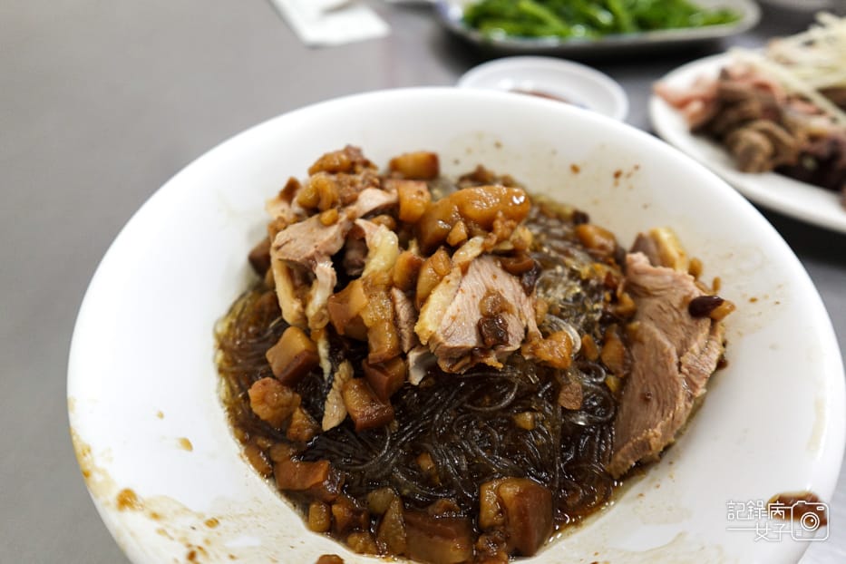 17高雄鴨肉本鴨肉珍魯肉飯鴨肉飯鴨肉冬粉鴨心鴨肝鴨胗下水湯.jpg 17高雄鴨肉本鴨肉珍魯肉飯鴨肉飯鴨肉冬粉鴨心鴨肝鴨胗下水湯.jpg