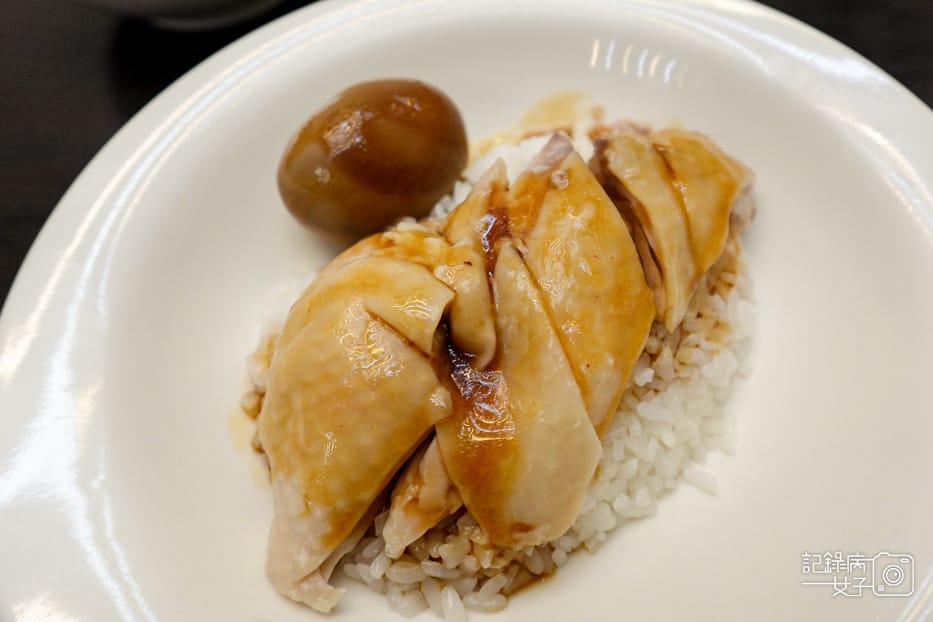 16通化臨江街夜市梁鑫雞肉飯專門店海南雞醬油膏雞腿.jpg 16通化臨江街夜市梁鑫雞肉飯專門店海南雞醬油膏雞腿.jpg