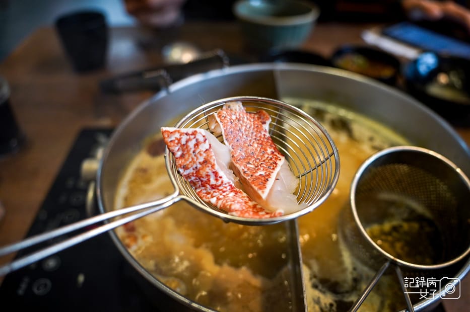 40內湖暮橙鍋物日本A5和牛黑虎蝦花蝦石斑魚.jpg