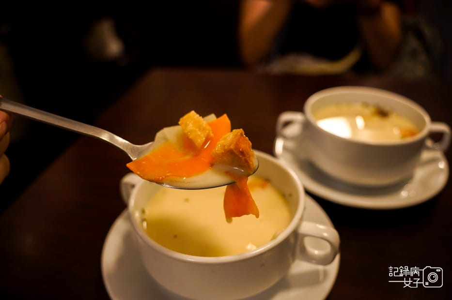 18士林夜市日向洋食 HINATA日劇初戀拿坡里紅醬義大利麵咖哩漢堡排.jpg