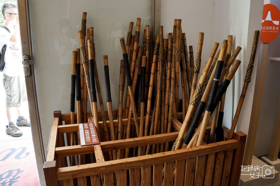 4台中和平區谷關七雄八仙山國家森林遊樂區健行筆記步道山頂鳥.jpg 4台中和平區谷關七雄八仙山國家森林遊樂區健行筆記步道山頂鳥.jpg