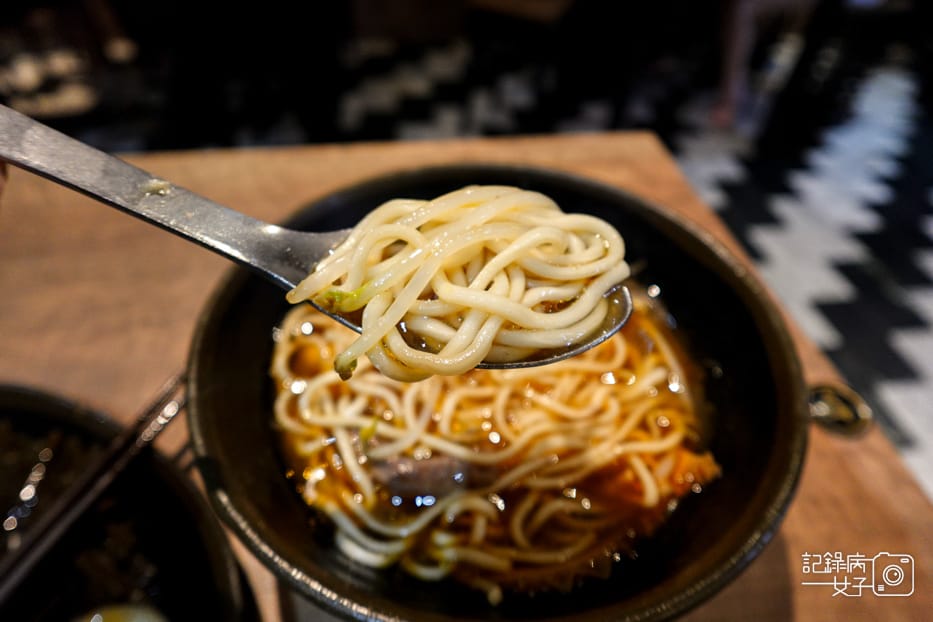 20台北內湖阿助牛肉麵阿肋牛肉麵東湖牛肚雙拼麵滷味小點.jpg