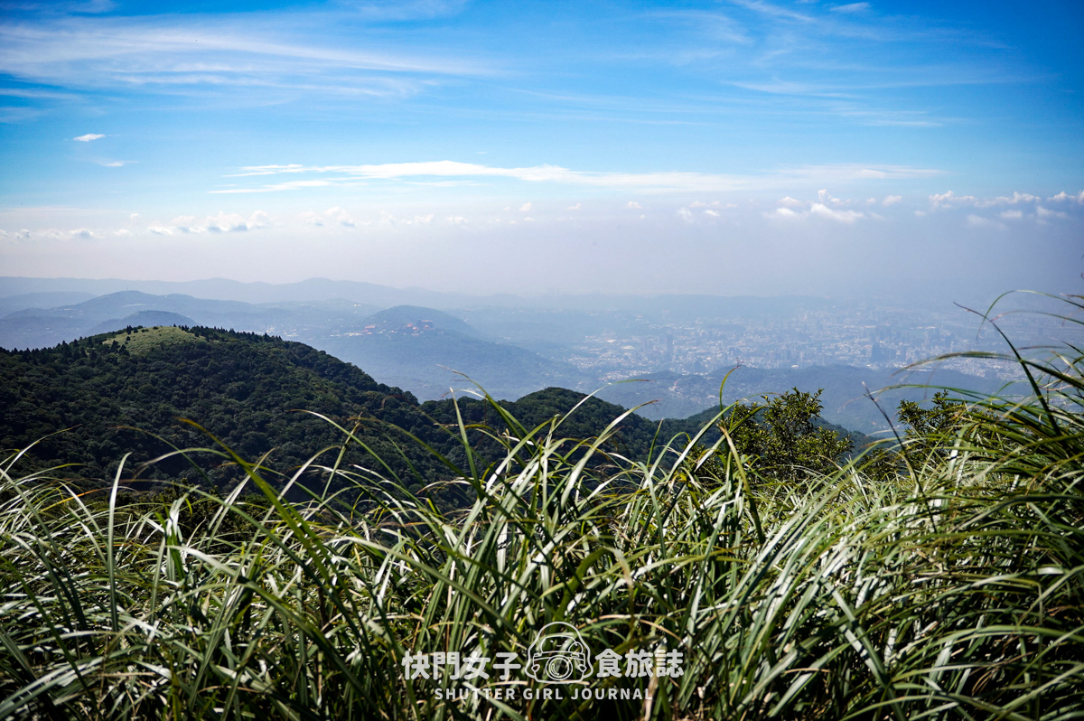 【大屯山連峰步道】陽明山小百岳大屯山主峰 x 台北大縱走第二段 x 挑戰西峰南峰濕滑拉繩泥巴地形