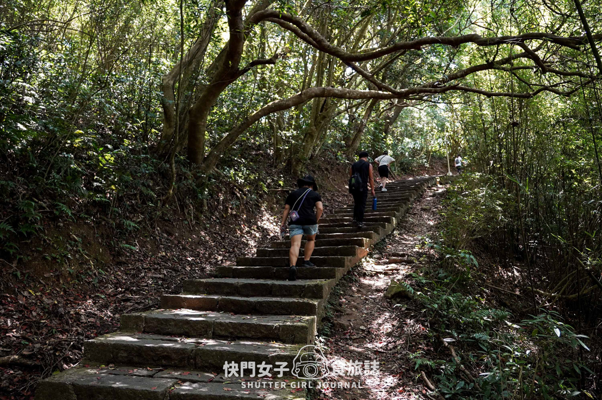 【觀音山】觀音山硬漢嶺 x 跨過弱者俱樂部成為硬漢 x 誤打誤撞的小鷹尖石 - 第11張圖 【觀音山】觀音山硬漢嶺 x 跨過弱者俱樂部成為硬漢 x 誤打誤撞的小鷹尖石