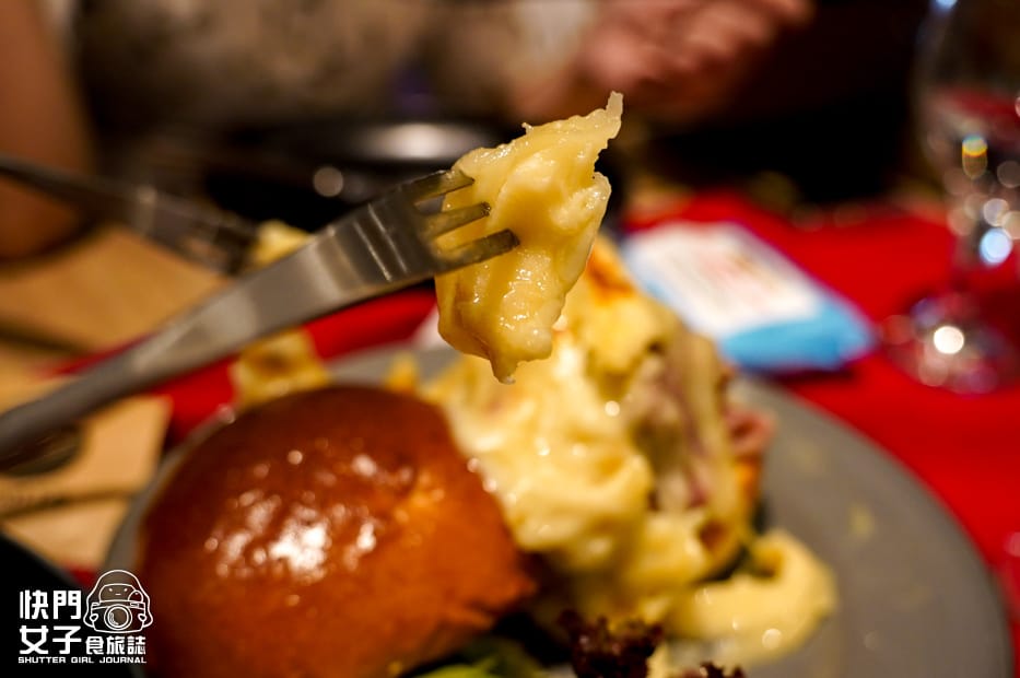 50布夫瑞士起司鍋Roast beef 燒牛肉漢堡瑞克雷熱刮起司現刮起司.jpg