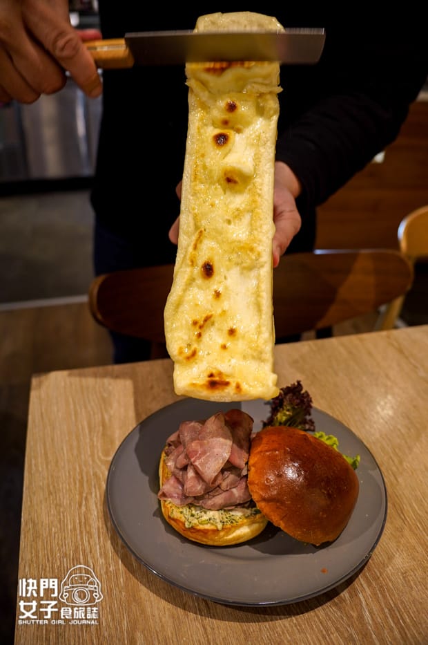 44布夫瑞士起司鍋Roast beef 燒牛肉漢堡瑞克雷熱刮起司現刮起司.jpg