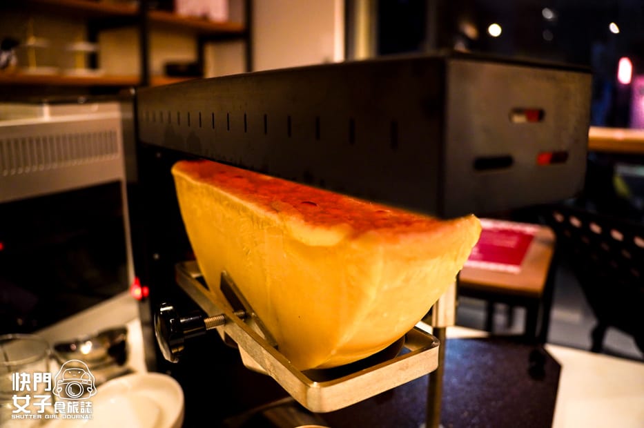 43布夫瑞士起司鍋Roast beef 燒牛肉漢堡瑞克雷熱刮起司現刮起司.jpg