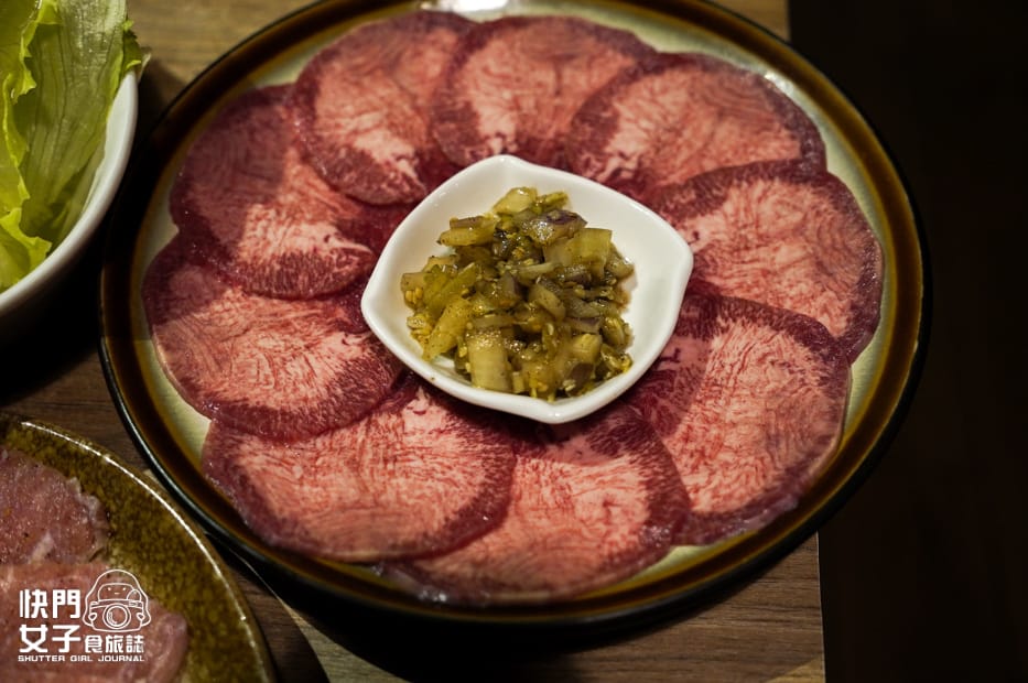 43台中澄居烤物燒肉薄切蔥鹽牛舌橫隔膜.jpg 43台中澄居烤物燒肉薄切蔥鹽牛舌橫隔膜.jpg