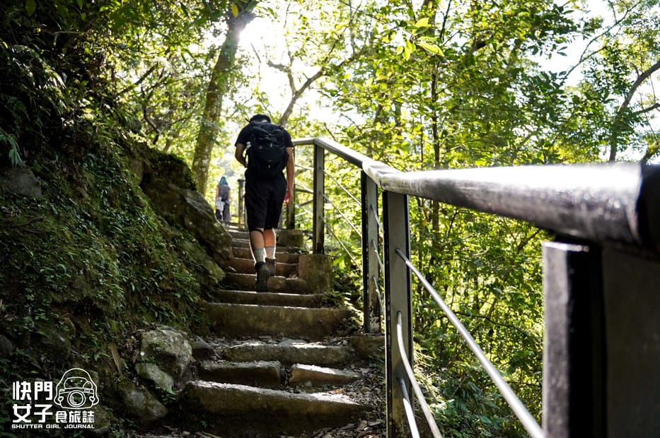 30新北三峽景點滿月圓森林遊樂區步道滿月圓山處女瀑布健行筆記山頂鳥.jpg