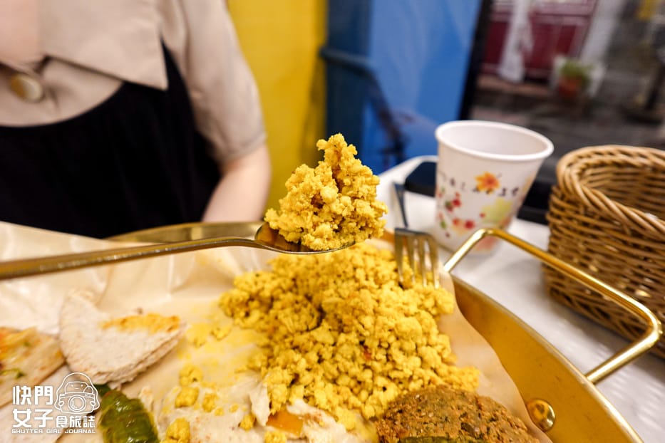 34師大商圈美食阿拉伯口袋餅雞肉套餐Arabian pita chicken platter.jpg