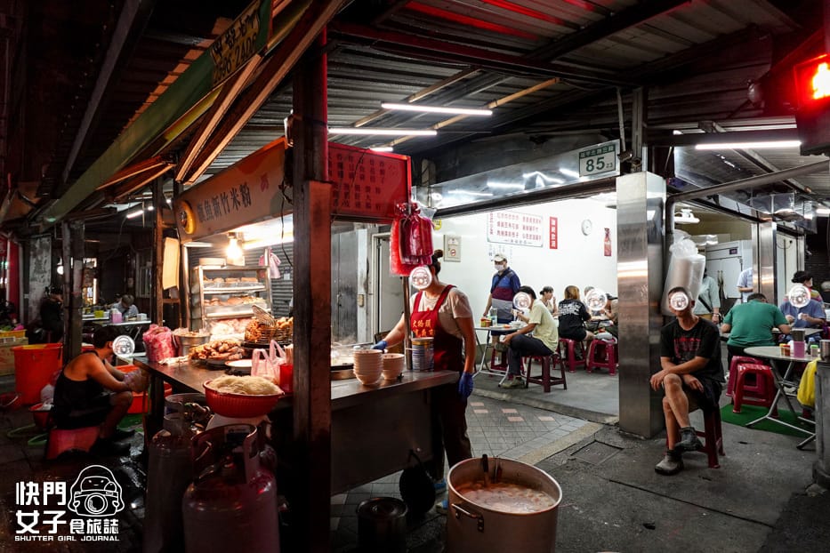 2大同美食宵夜延三夜市旗魚新竹米粉湯紅燒肉肝𦟪小菜.jpg