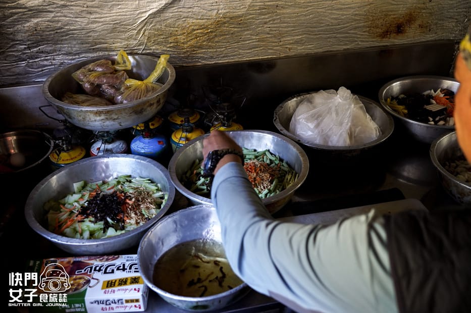 70北一段縱走五岩峰南湖大山南湖圈谷山屋協作訂餐搭伙.jpg 70北一段縱走五岩峰南湖大山南湖圈谷山屋協作訂餐搭伙.jpg