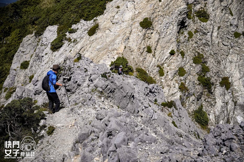 40北一段難度南湖群峰山屋南湖大山主峰南峰巴巴山.jpg 40北一段難度南湖群峰山屋南湖大山主峰南峰巴巴山.jpg