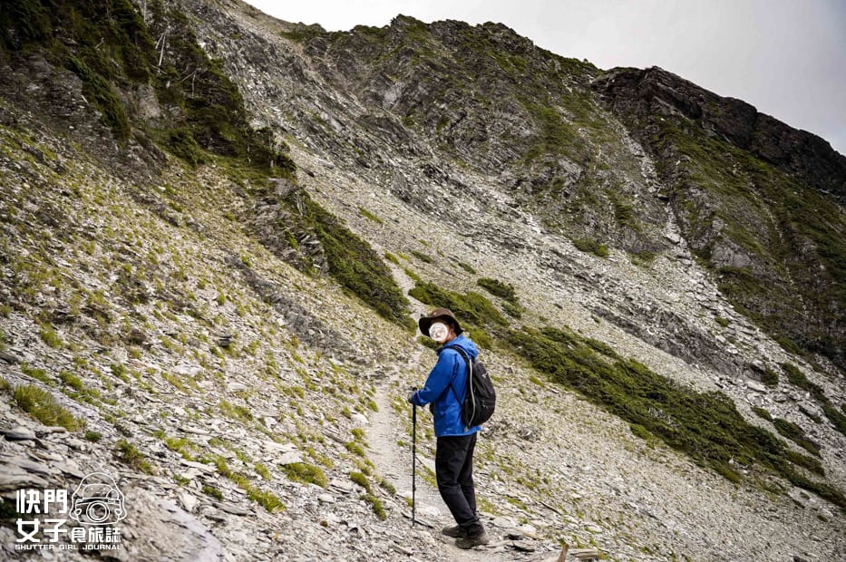 42北一段難度南湖群峰山屋南湖大山主峰南峰巴巴山.jpg 42北一段難度南湖群峰山屋南湖大山主峰南峰巴巴山.jpg