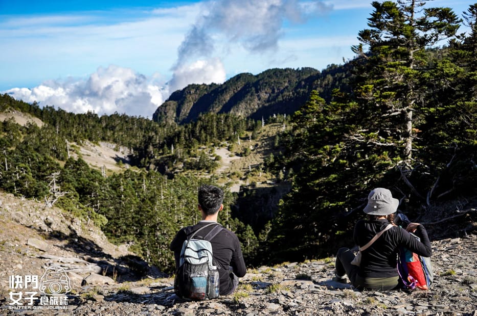 46帝王之座南湖大山北一段南湖圈谷山屋南湖東峰陶塞峰馬比杉山.jpg 46帝王之座南湖大山北一段南湖圈谷山屋南湖東峰陶塞峰馬比杉山.jpg