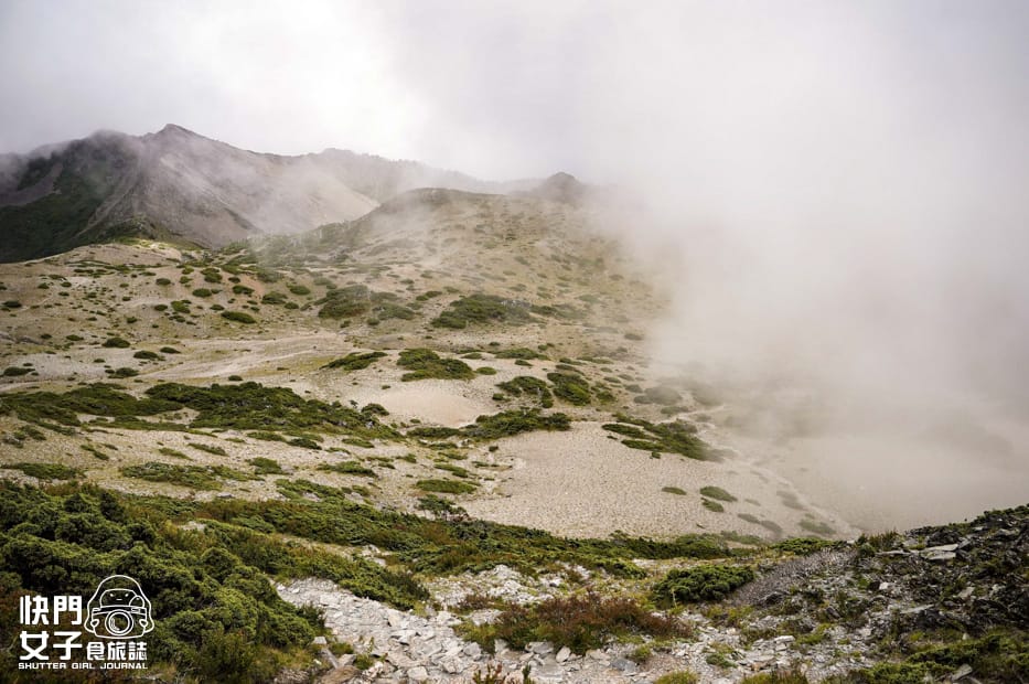 44北一段難度南湖群峰山屋南湖大山主峰南峰巴巴山.jpg 44北一段難度南湖群峰山屋南湖大山主峰南峰巴巴山.jpg