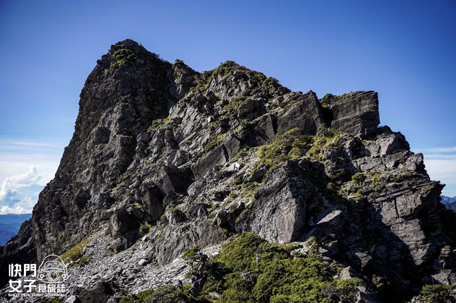 28北一段難度南湖群峰山屋南湖大山主峰南峰巴巴山.jpg 28北一段難度南湖群峰山屋南湖大山主峰南峰巴巴山.jpg