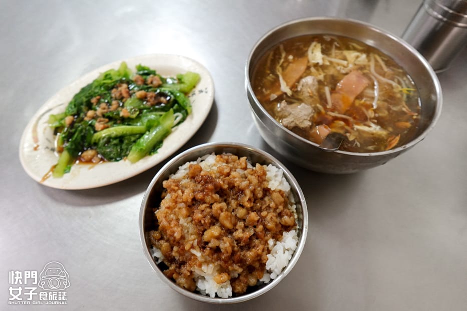 27南港車站美食闞記涼麵闕記羹湯滷肉飯餛飩.jpg