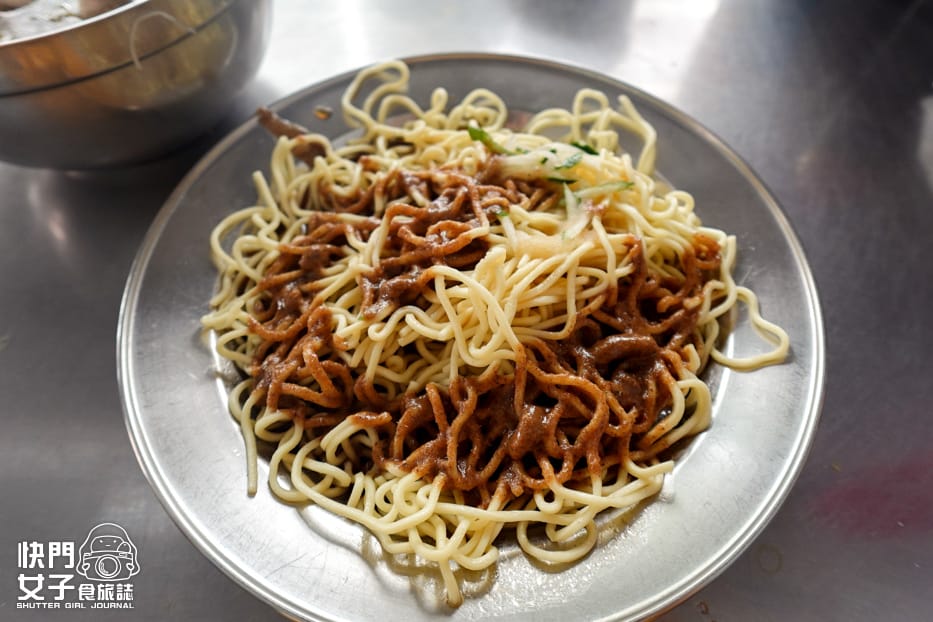 14南港車站美食闞記涼麵闕記涼麵麻醬麵頭骨肉意麵羹湯.jpg