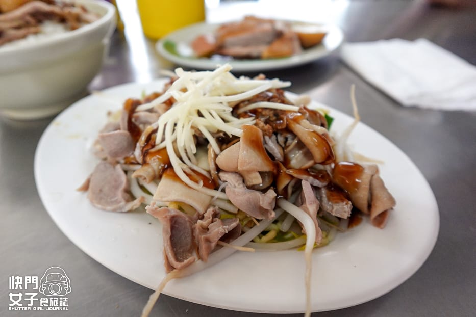 23三重三和市場鴨肉麵鴨魯飯鴨胗鴨腸下水豬血糕.jpg