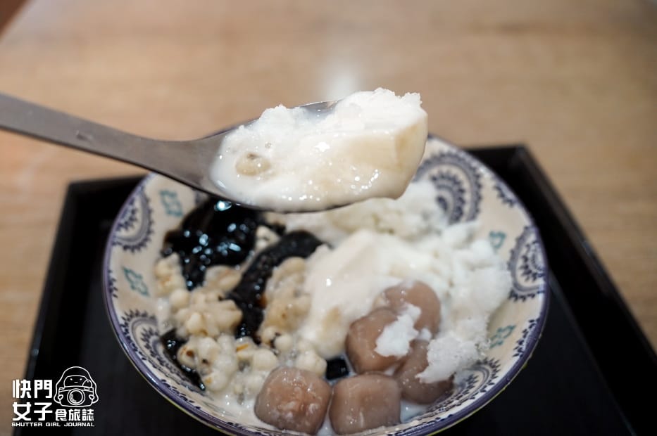 14晴光市場雙城街美食杏福冰館杏仁豆腐冰芋頭仙草豆花.jpg 14晴光市場雙城街美食杏福冰館杏仁豆腐冰芋頭仙草豆花.jpg