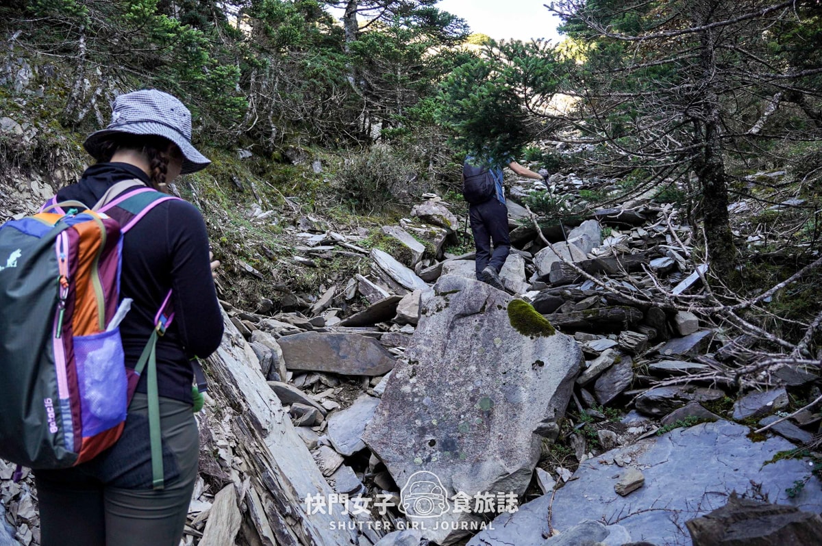 【南湖群峰】南湖帝王之座 DAY 3|南湖東峰日出 x 陶塞峰 x 遙遠馬比衫山 x 水路與陸路路線 - 第45張圖 【南湖群峰】南湖帝王之座 DAY 3|南湖東峰日出 x 陶塞峰 x 遙遠馬比衫山 x 水路與陸路路線