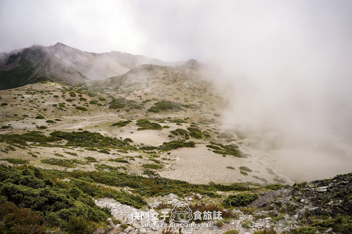 【南湖群峰】南湖帝王之座 DAY 4|南湖大山主峰 x 巨石陣 x 巨石壯麗南峰 x 巴巴山 - 第47張圖 【南湖群峰】南湖帝王之座 DAY 4|南湖大山主峰 x 巨石陣 x 巨石壯麗南峰 x 巴巴山