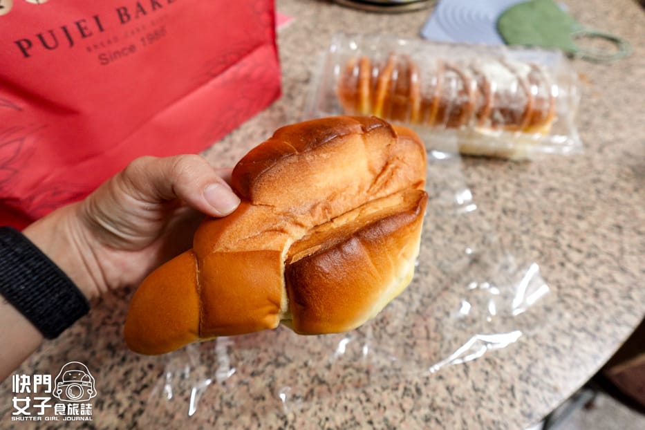8台南葡吉麵包店訂購預定出爐秒殺羅宋麵包奶露毛毛蟲麵包.jpg