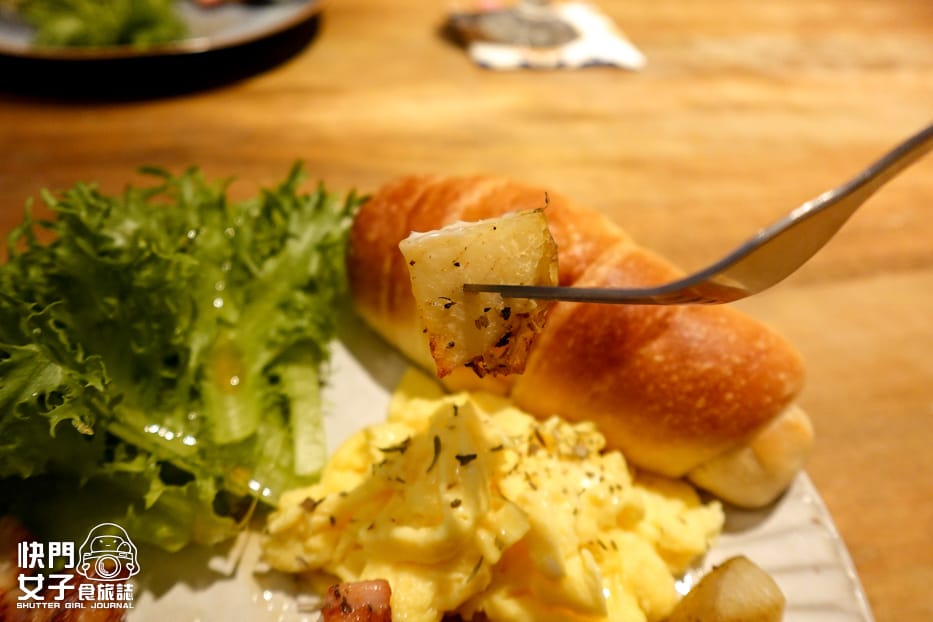 22桃園中壢青埔早餐早午餐咖啡廳KOKOYAココヤ拿鐵開心果巴斯克.jpg 22桃園中壢青埔早餐早午餐咖啡廳KOKOYAココヤ拿鐵開心果巴斯克.jpg