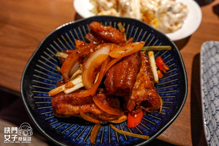 23遼寧夜市熱炒店有有1969惹娘燒蛋百花油條水蓮肉絲五更腸旺銀絲捲.jpg 23遼寧夜市熱炒店有有1969惹娘燒蛋百花油條水蓮肉絲五更腸旺銀絲捲.jpg