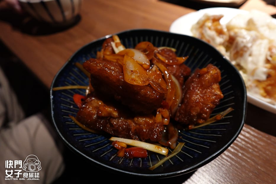 22遼寧夜市熱炒店有有1969惹娘燒蛋百花油條水蓮肉絲五更腸旺銀絲捲.jpg 22遼寧夜市熱炒店有有1969惹娘燒蛋百花油條水蓮肉絲五更腸旺銀絲捲.jpg