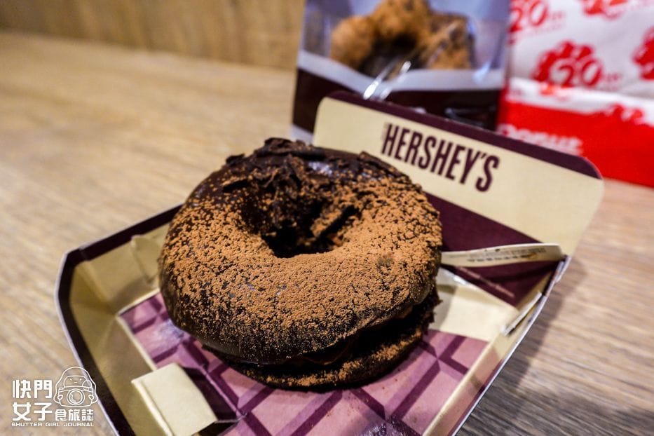 多拿滋Mister Donut HERSHEYS 好時巧克力聯名甜甜圈開箱