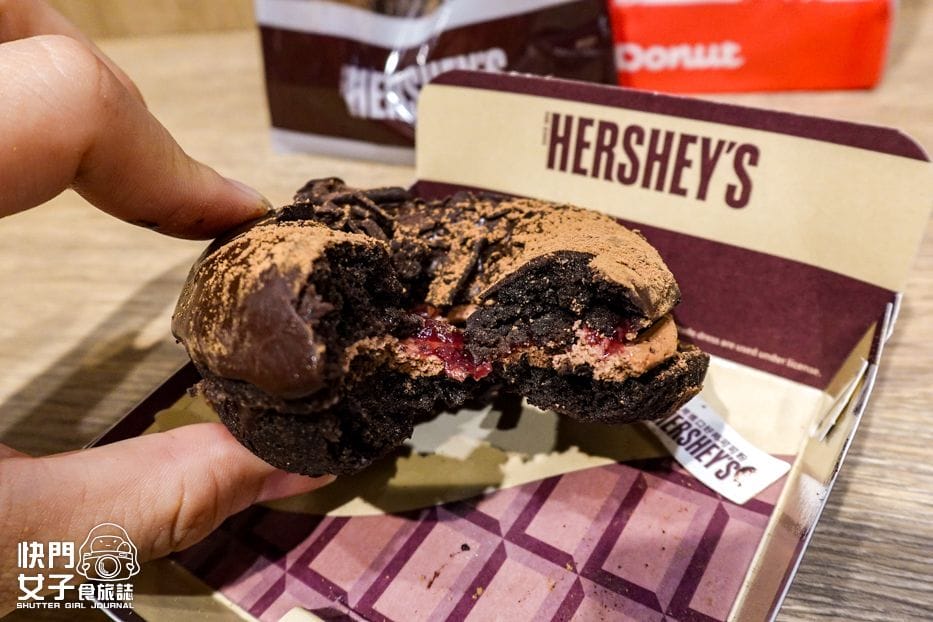 多拿滋Mister Donut HERSHEYS 好時巧克力聯名甜甜圈開箱