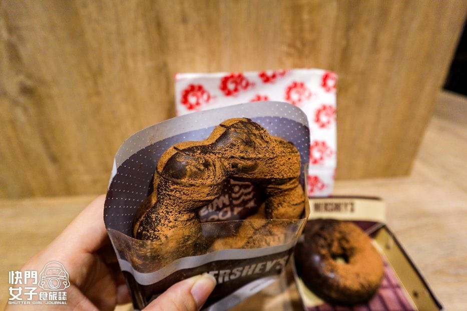 多拿滋Mister Donut HERSHEYS 好時巧克力聯名甜甜圈開箱