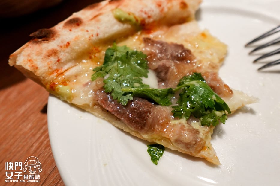 21堤諾義大利比薩 Tino%5Cs Pizza香菜比薩香菜炸雞德國豬腳.jpg