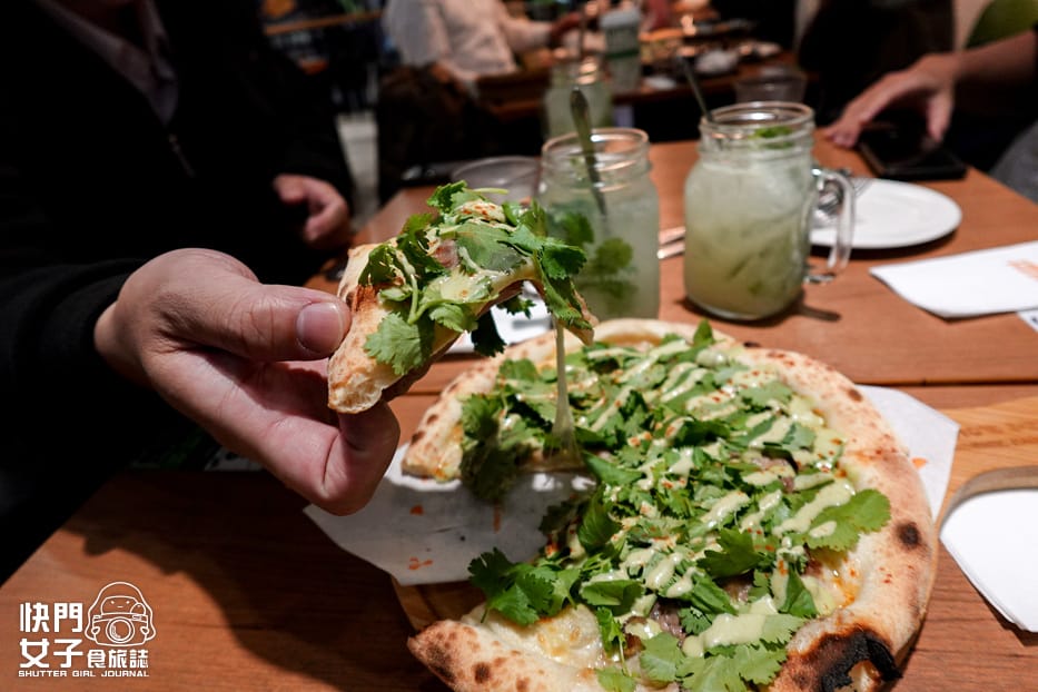 19堤諾義大利比薩 Tino%5Cs Pizza香菜比薩香菜炸雞德國豬腳.jpg