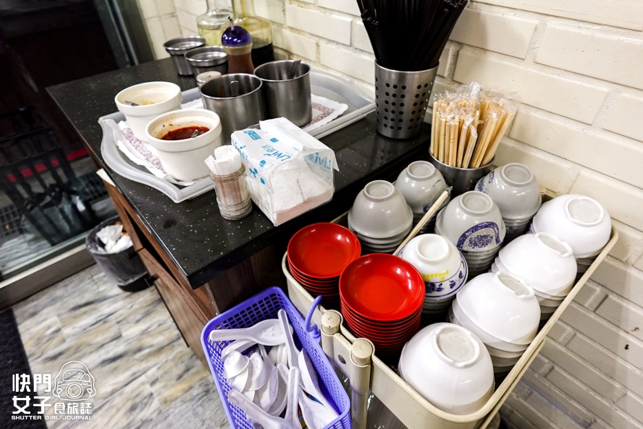 【台北 內湖區】王家水餃館 x 東湖人氣水餃老店 x 韭菜豬肉水餃 x 蕃茄牛肉湯