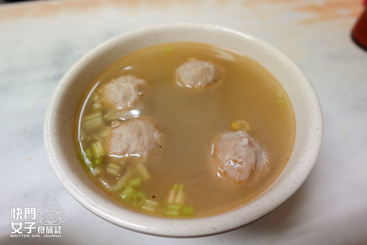 【台北 南港區】阿來甜不辣 x 特殊沙茶湯頭 x 內用湯無限續