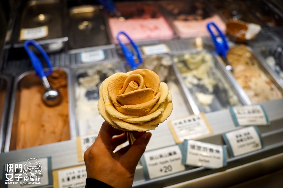 【台北 中山區】六月三十義式手工冰淇淋 x 玫瑰冰淇淋Gelato x 夏威夷果仁 x 凍頂烏龍 x 龍眼蜜鮮奶