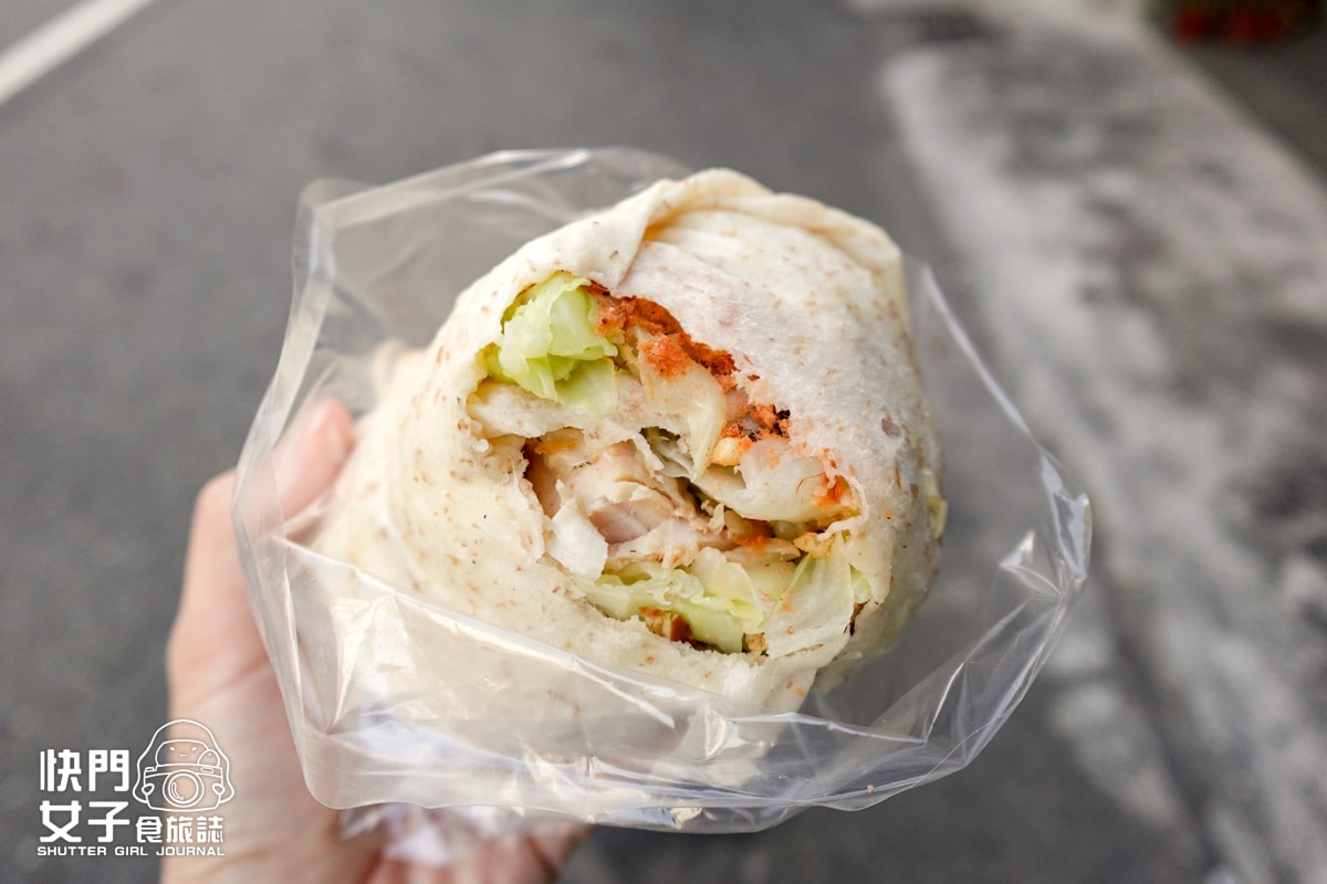 【高雄 三民區】成功春捲 x 熱河人氣美食超大卷雞肉潤餅 x 自強路古早味珍珠奶茶 - 第16張圖 【高雄 三民區】成功春捲 x 熱河人氣美食超大卷雞肉潤餅 x 自強路古早味珍珠奶茶