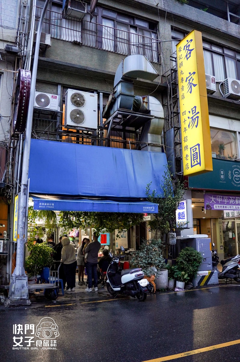 【新竹市 北區】阿瑛潤餅 VS 郭先生家元祖潤餅 x 榮記客家湯圓 x 綠豆沙牛奶