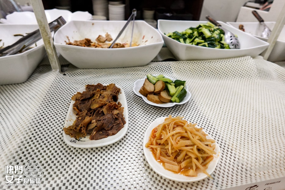 【台北 內湖區】王家水餃館 x 東湖人氣水餃老店 x 韭菜豬肉水餃 x 蕃茄牛肉湯