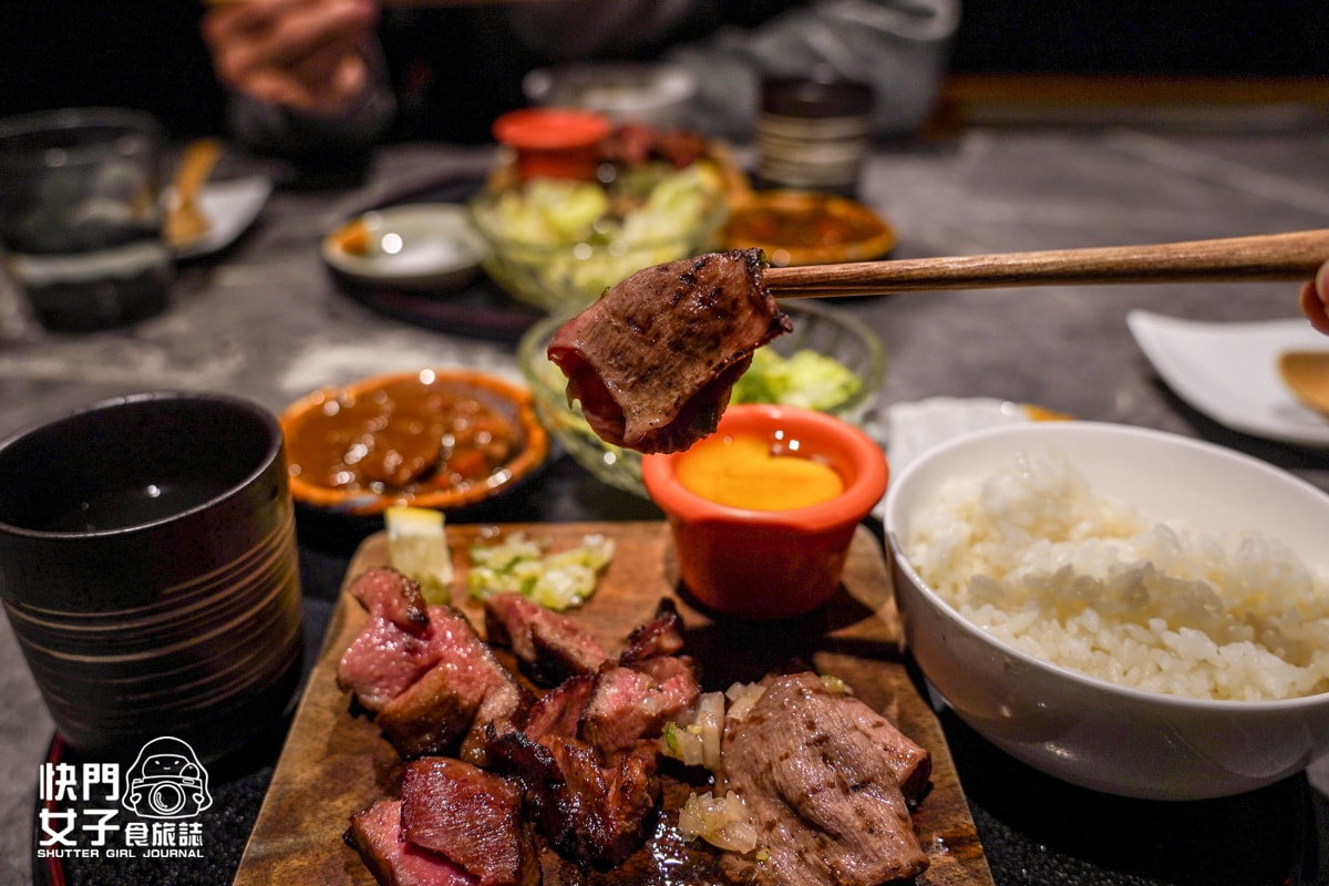 【台北 大安區】青杉燒肉 x 千元內也能吃到的牛舌套餐 x 完全不推的鹽蔥牛舌福袋包