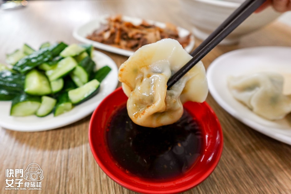 【台北 內湖區】王家水餃館 x 東湖人氣水餃老店 x 韭菜豬肉水餃 x 蕃茄牛肉湯