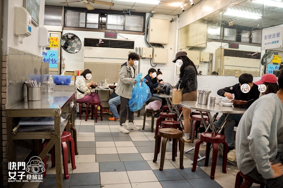 【新竹市 北區】阿瑛潤餅 VS 郭先生家元祖潤餅 x 榮記客家湯圓 x 綠豆沙牛奶