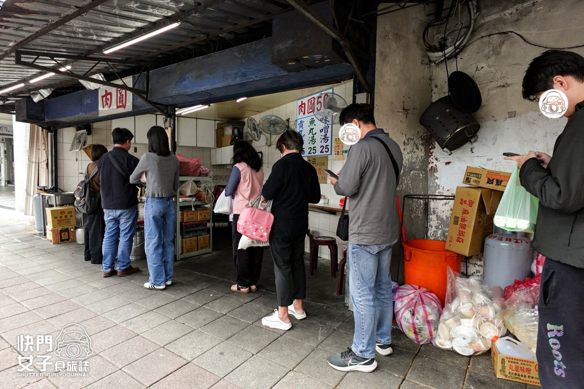 【台北 內湖區】湖光市場成功肉圓 x 知名人氣排隊肉圓 x 超大片筍絲