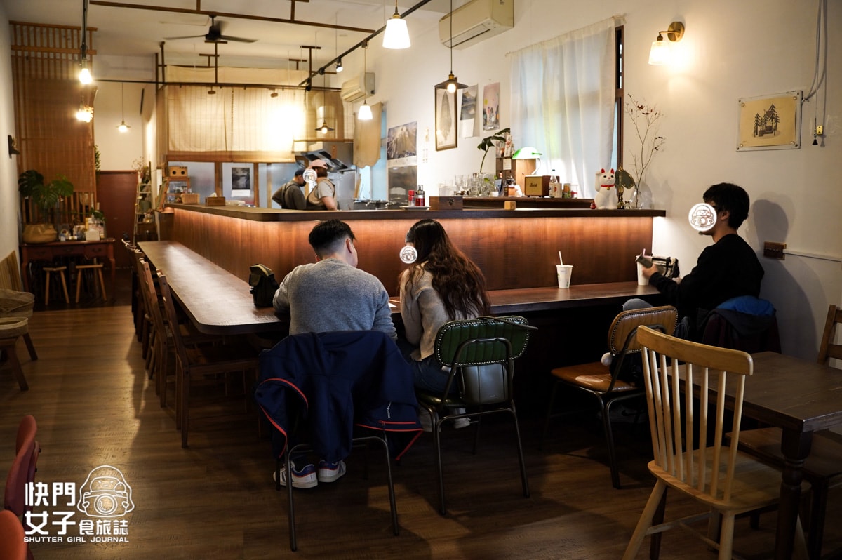 【南投 埔里鎮】不靠海 x 文青人氣咖哩店 x 香酥美味炸豬排 - 第5張圖 【南投 埔里鎮】不靠海 x 文青人氣咖哩店 x 香酥美味炸豬排