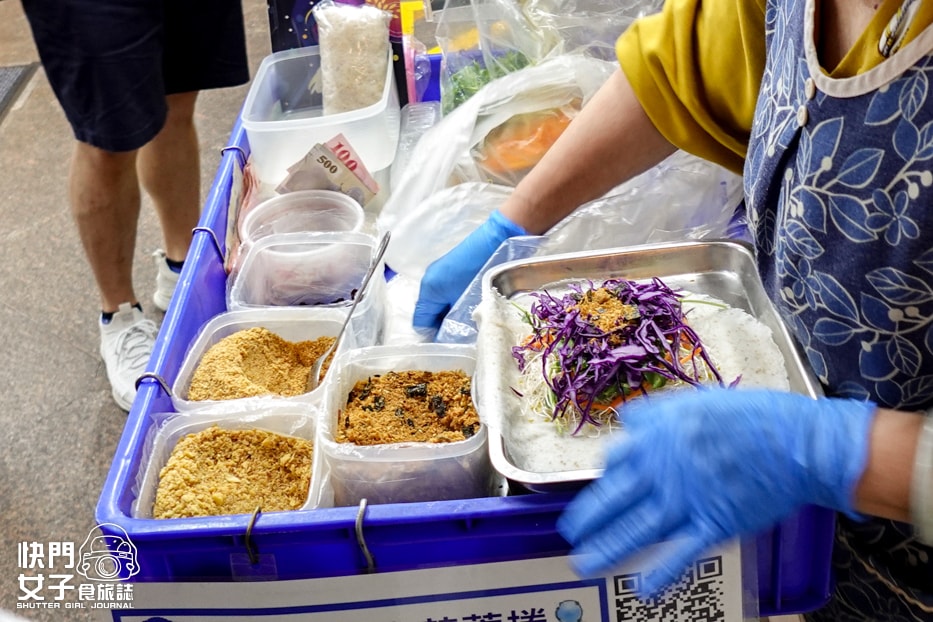 【台北 松山區】羅媽媽養生苜蓿捲 x 微風廣場前人氣清爽潤餅蔬菜捲餅