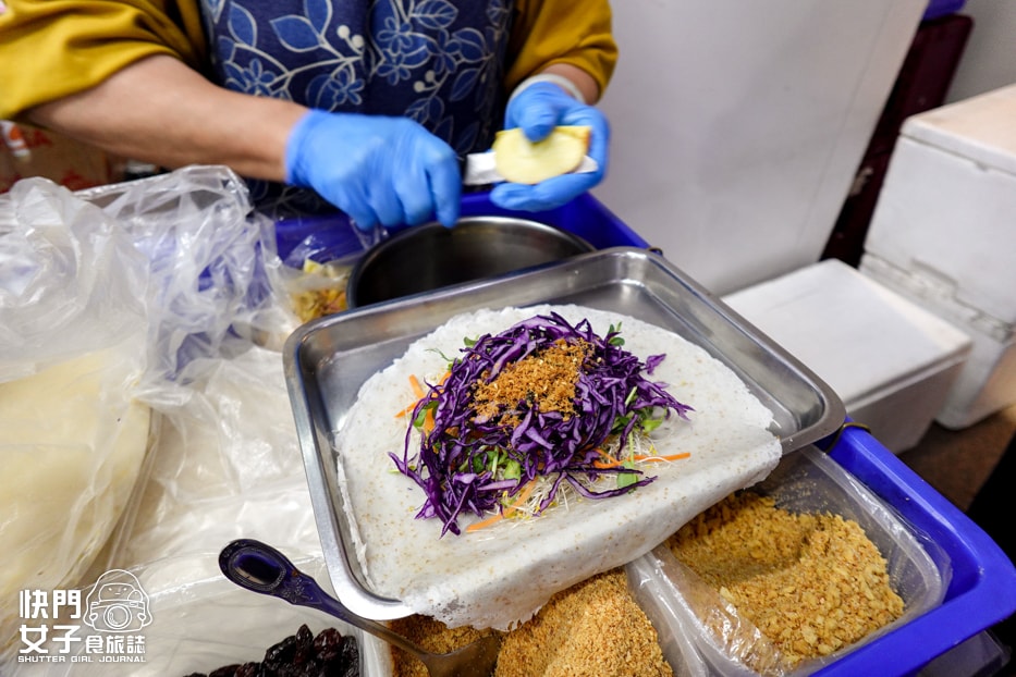 【台北 松山區】羅媽媽養生苜蓿捲 x 微風廣場前人氣清爽潤餅蔬菜捲餅